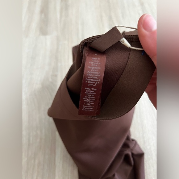 NWT Skims Body High Waisted Mid Thigh Shorts BO-SHO-9552W Cocoa - Medium - Picture 6 of 8